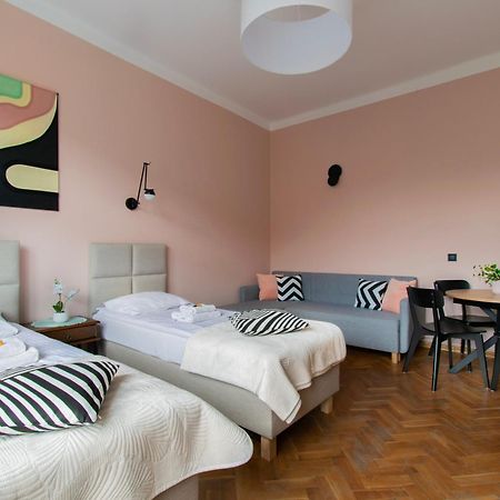Central Apartments Warszawska Street Krasków Εξωτερικό φωτογραφία