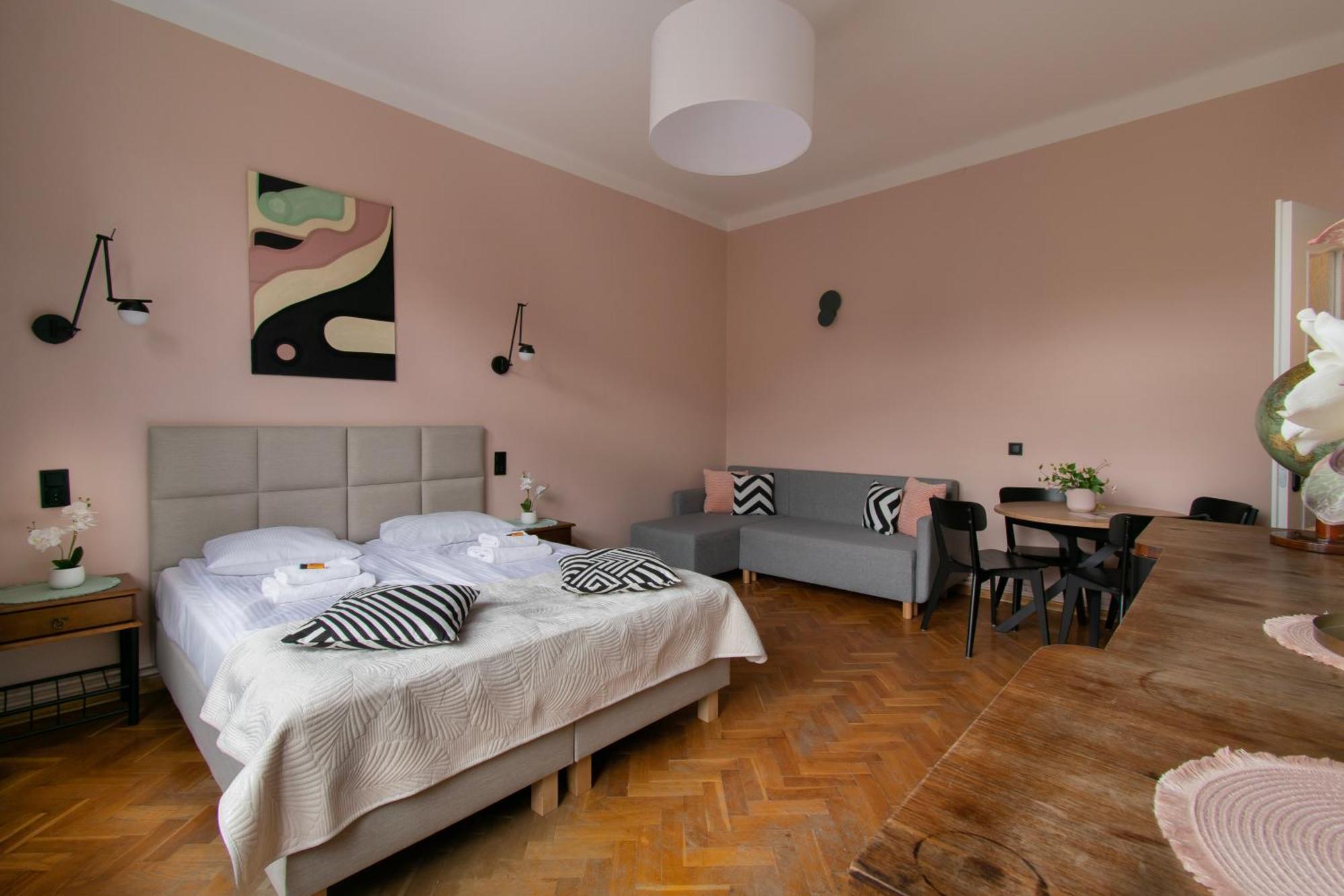 Central Apartments Warszawska Street Krasków Εξωτερικό φωτογραφία